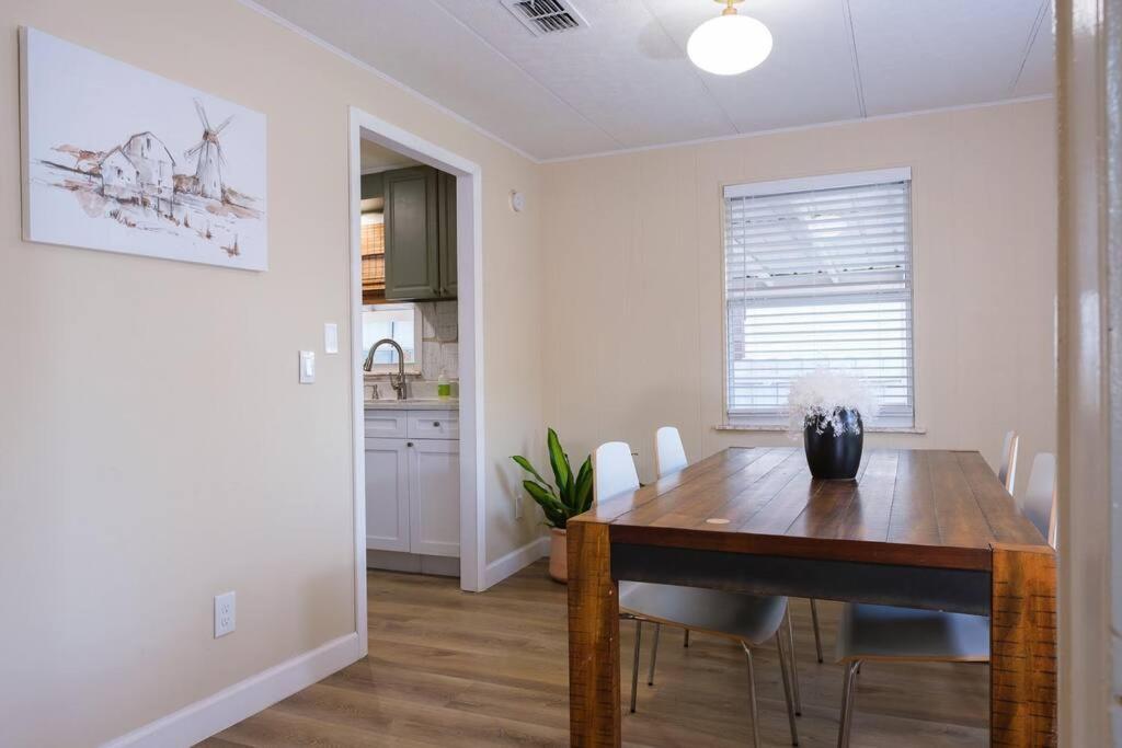 House Near Tampa Zoo And Busch Gardens, Free High Speed Wifi Villa Ngoại thất bức ảnh